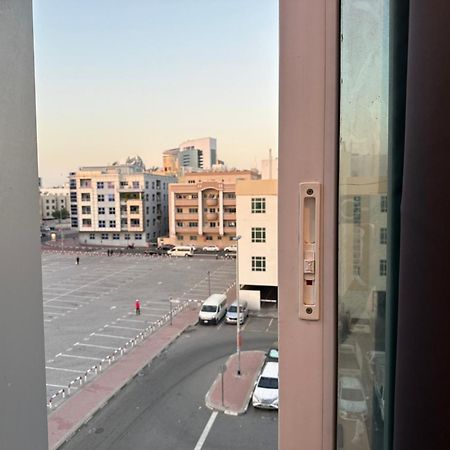 Partition Room In Al Seef Near Burjuman Metro Dubai Exterior foto