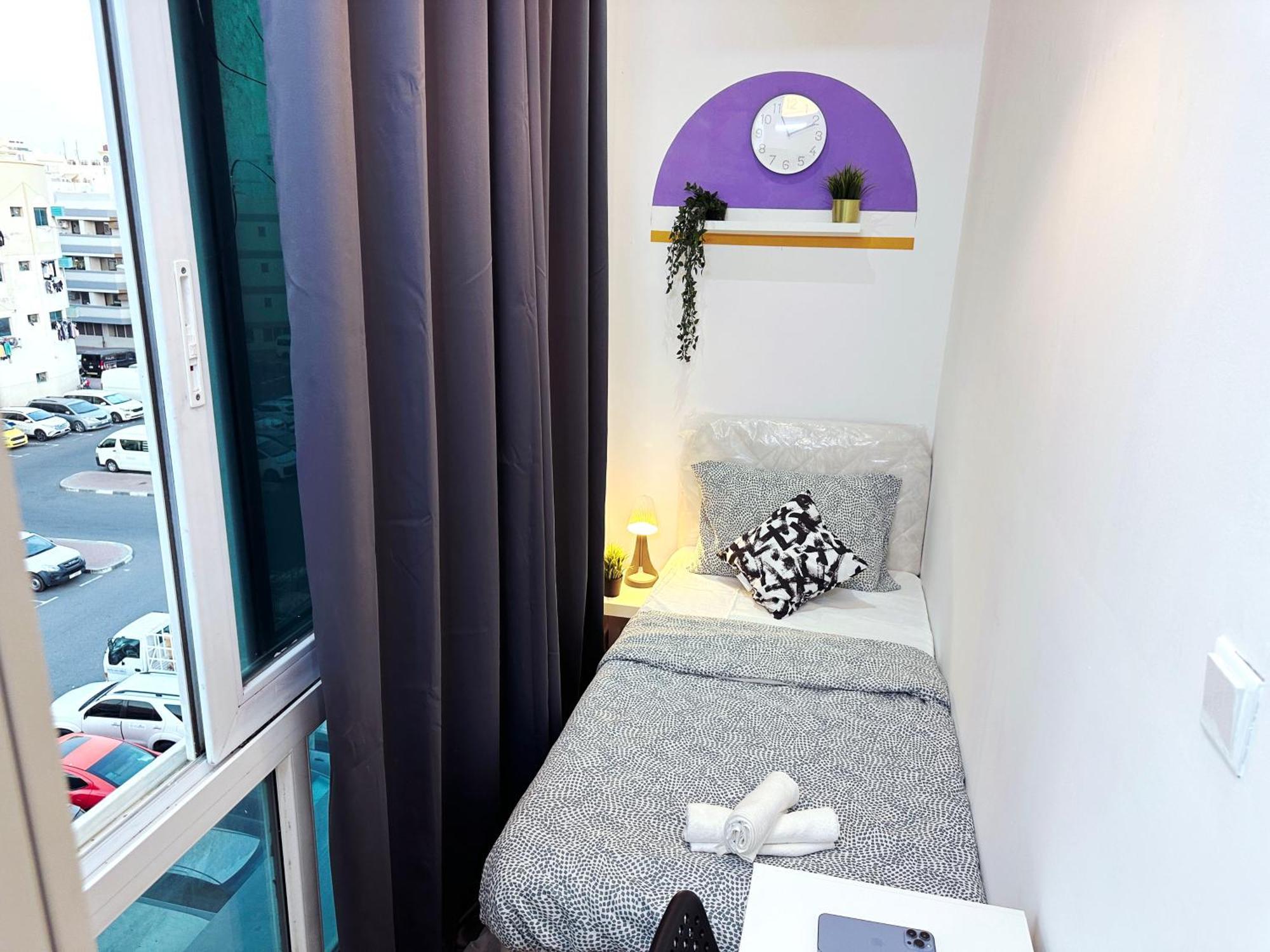 Partition Room In Al Seef Near Burjuman Metro Dubai Exterior foto